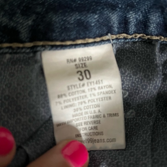 Level 99 Chelsea Denim Jean Shorts in Countryside - Picture 4 of 6